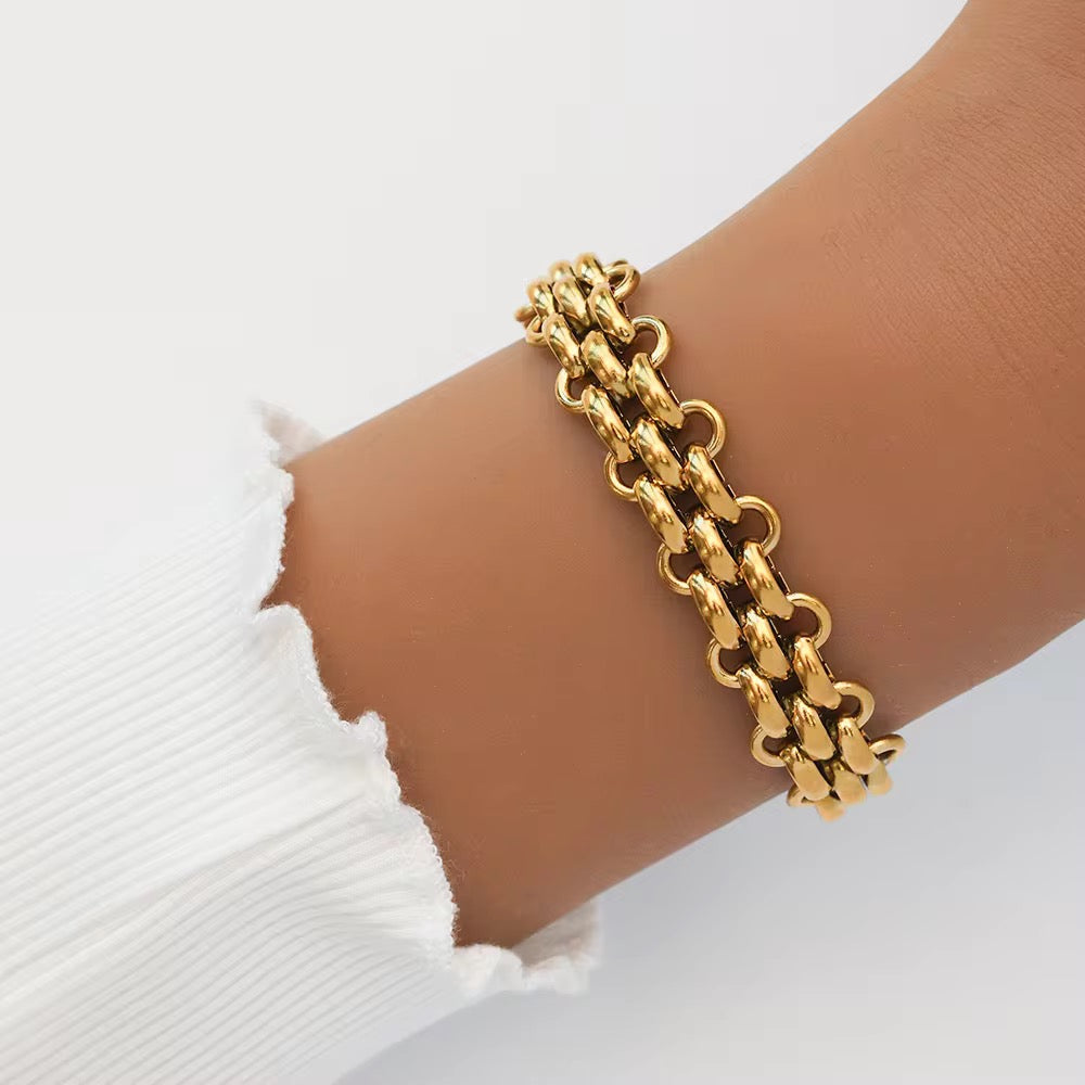 Gold Plated Chunky Woven Chain Toggle Bracelet