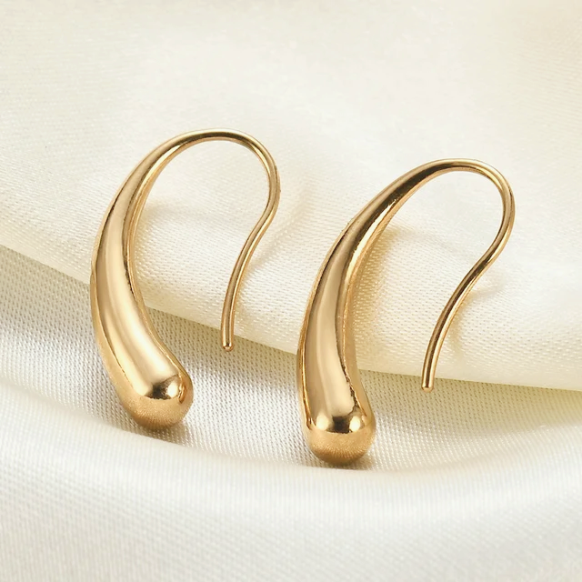 Minimal Long Tear Drop Earrings