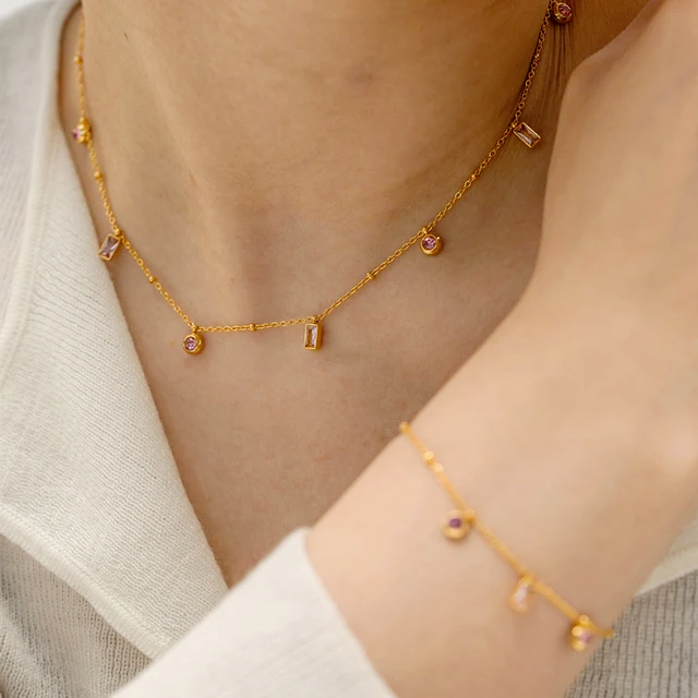 Minimal Elegant Thin Chain Necklace