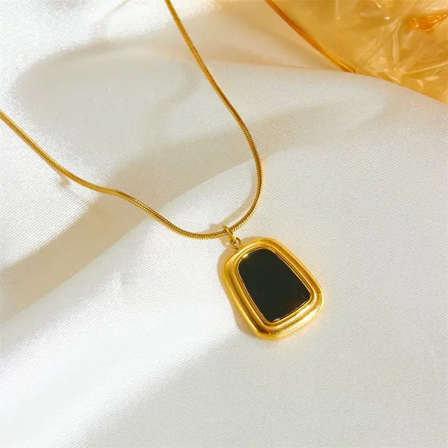 Elegant Matt Black Stone Gold Plated Neckalce