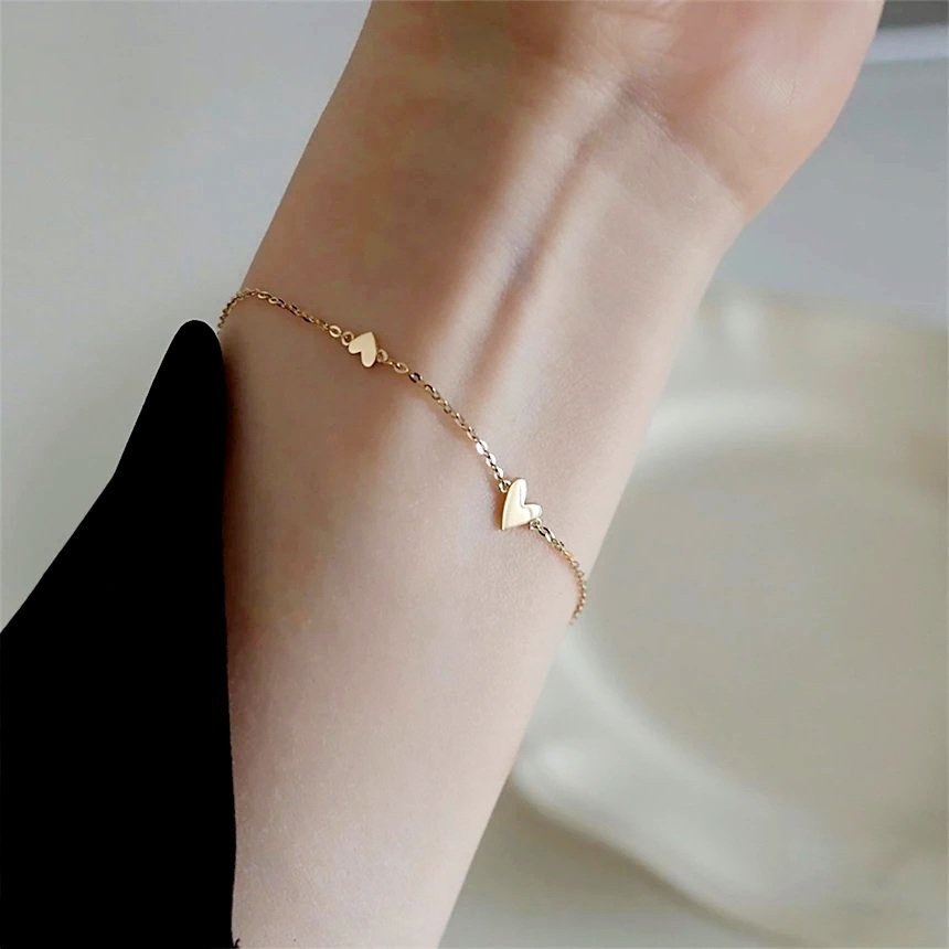 Thin Chained Hearts Bracelet