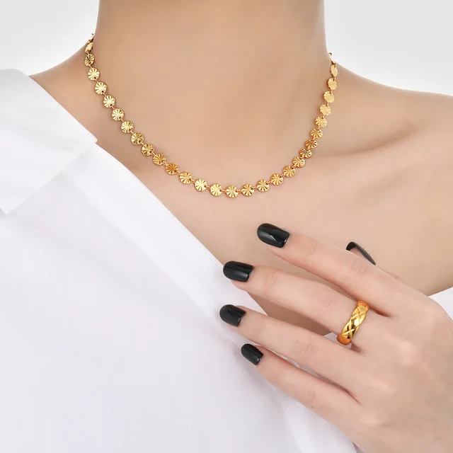 Minimal Elegant Gold plated Necklace