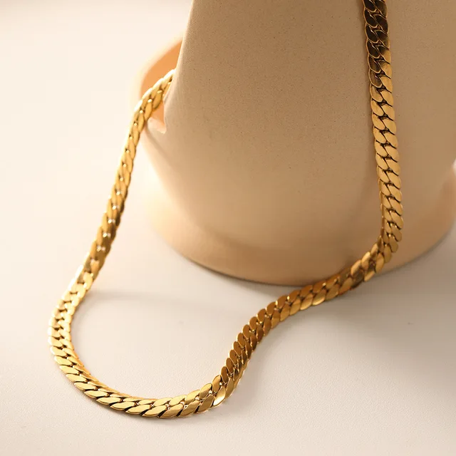 Gold Plate Minimal Heavy Chained Necklace