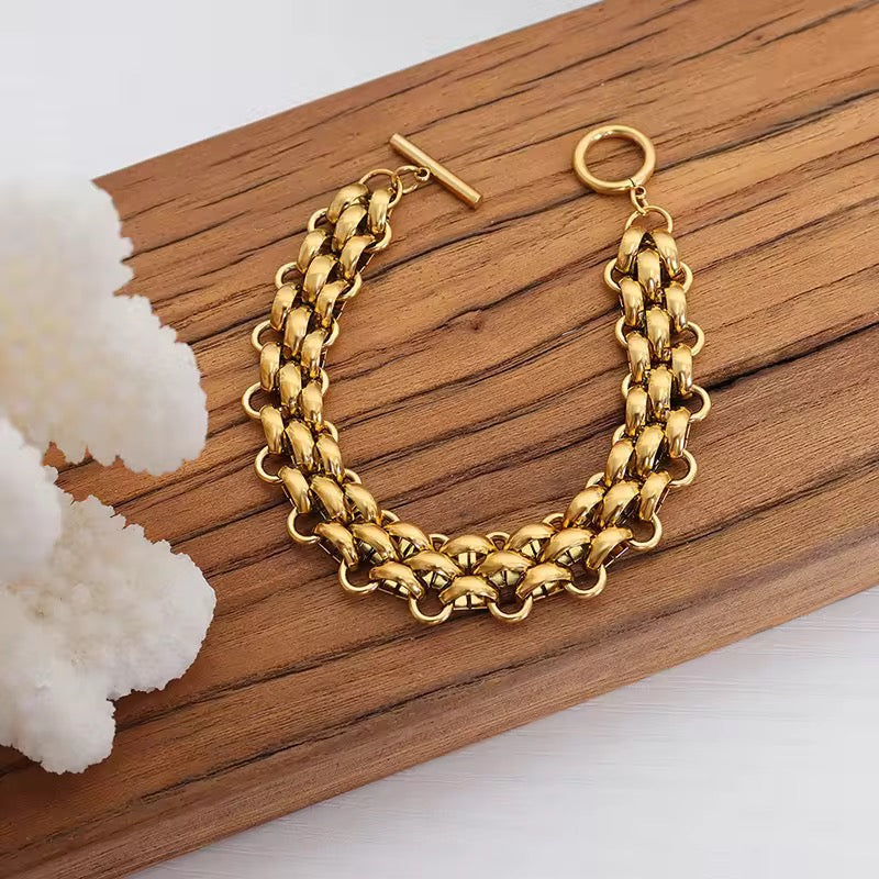 Gold Plated Chunky Woven Chain Toggle Bracelet
