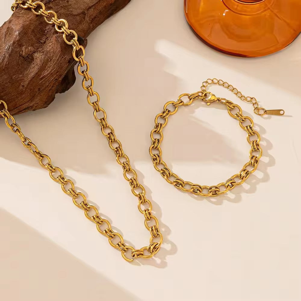 18K Gold Plated Figaro Chain Chunky Bracelet