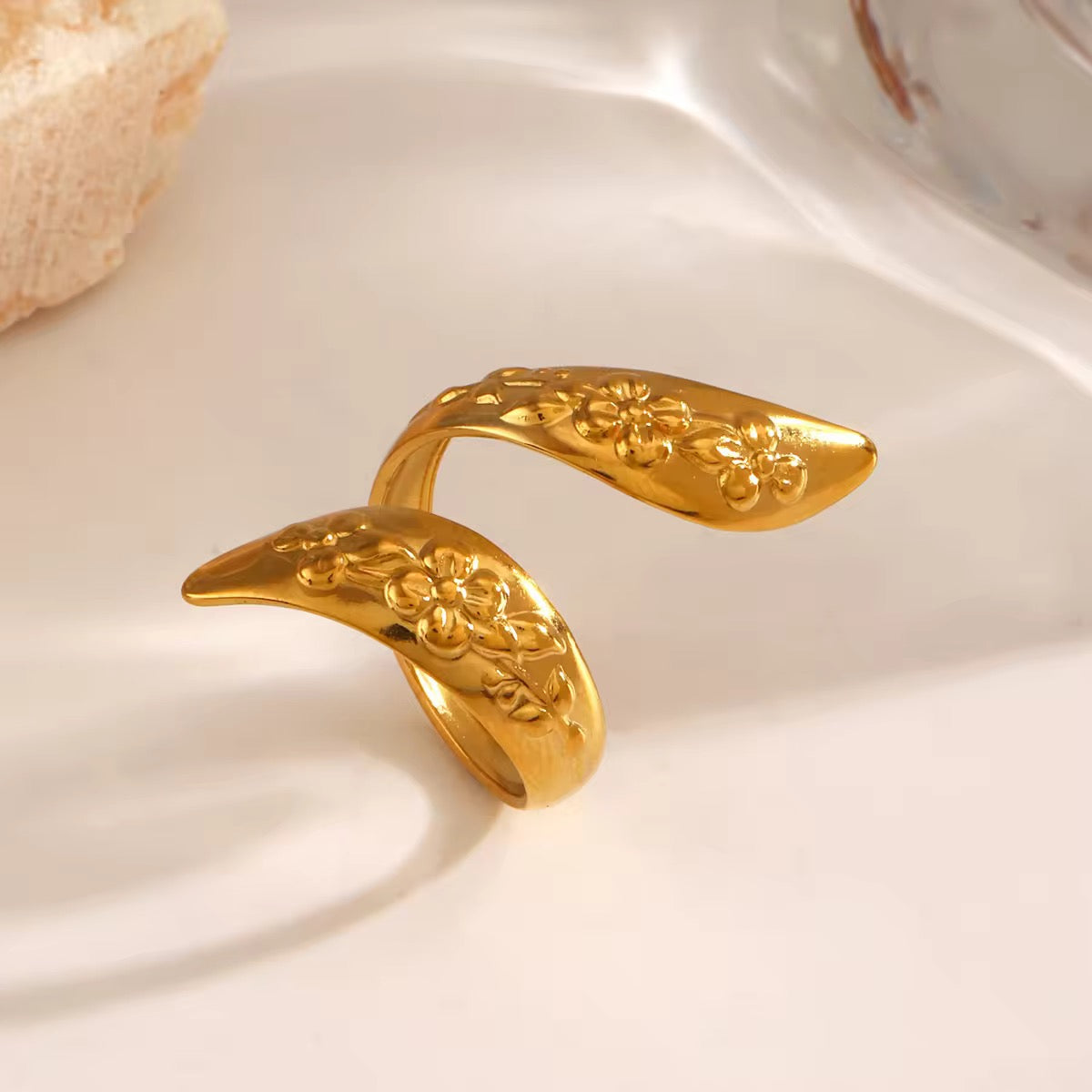 Gold Plated Vintage Floral Wrap Adjustable Ring