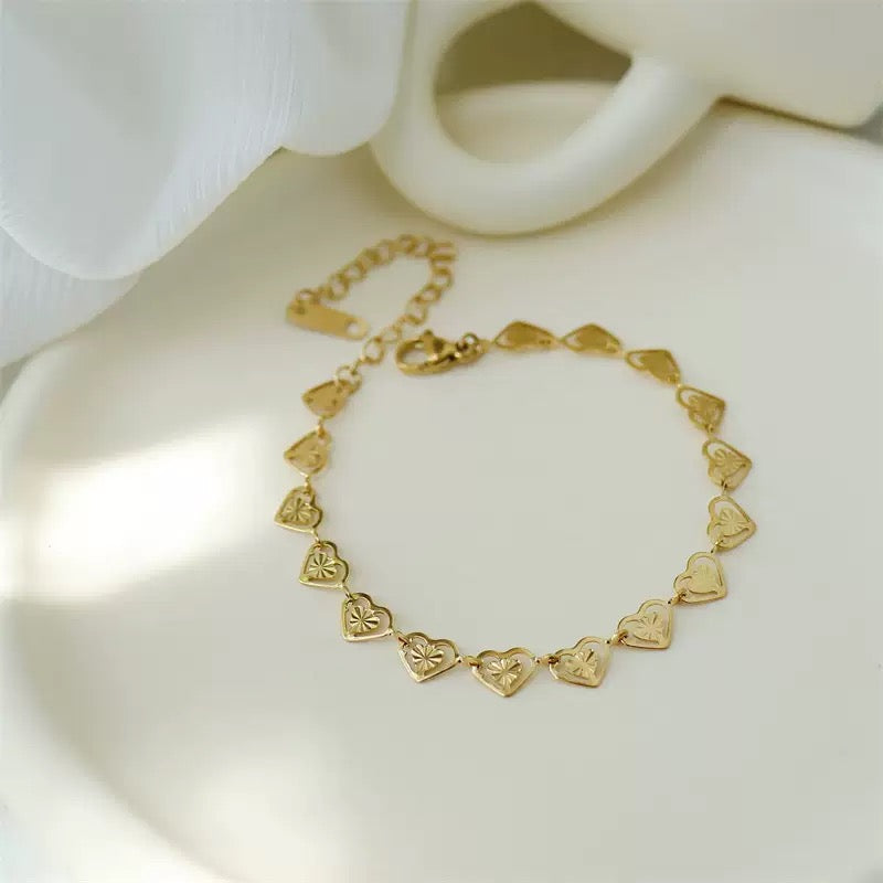 18K Gold Plated Mini Heart Chain Bracelet