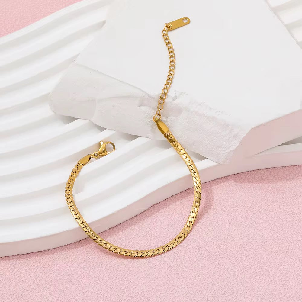 Minimal Waterproof Gold Plated Bracelet