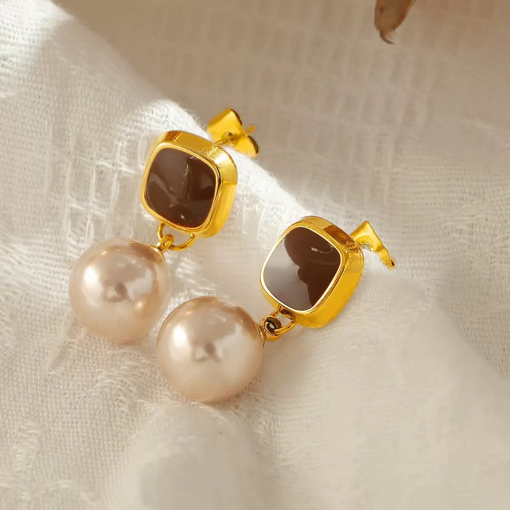 Luxe Pearl Drop Brown Earrings