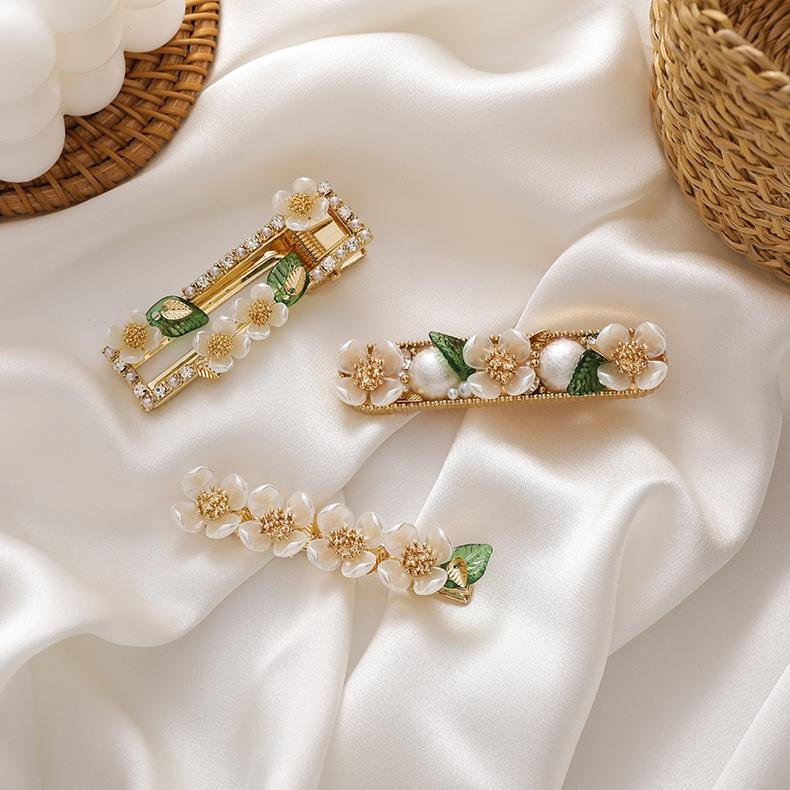 Green Leaf Pear Flower Hair Clip Catcher