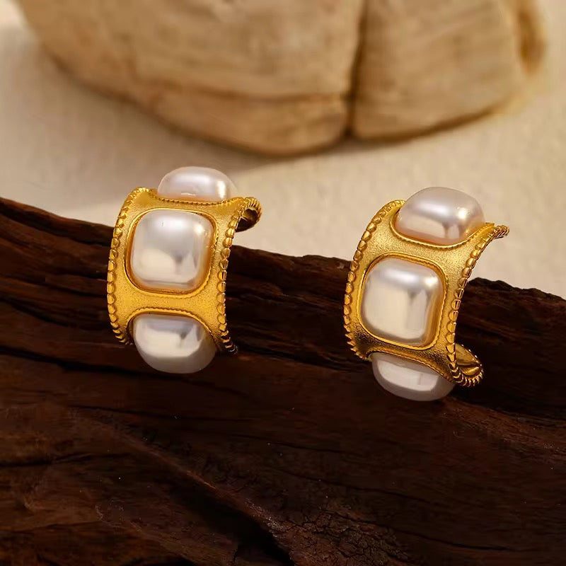 Elegant 18k Gold Plated Pearl Earrings