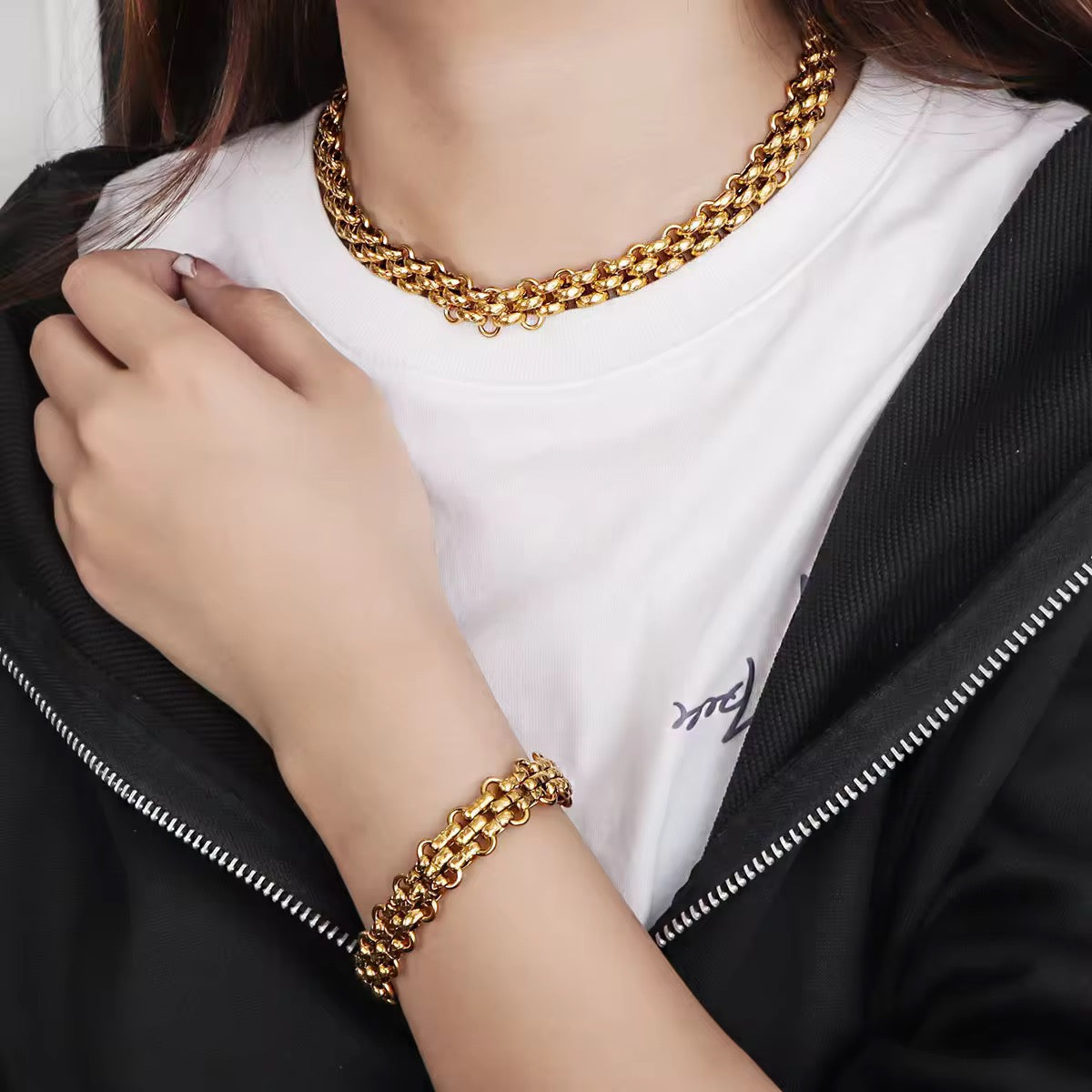 Gold Plated Chunky Woven Chain Toggle Bracelet