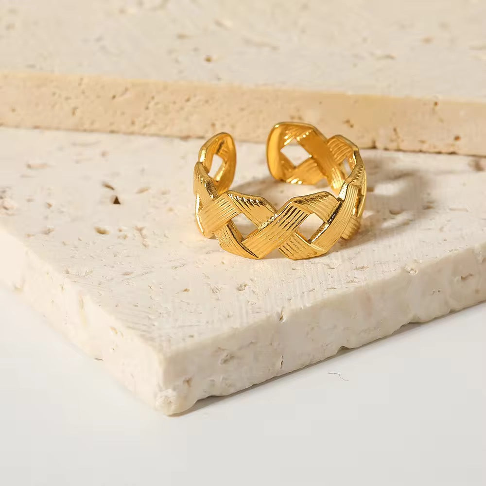 Woven Pattern Adjustable Stainless Steel Ring – Gold Finish