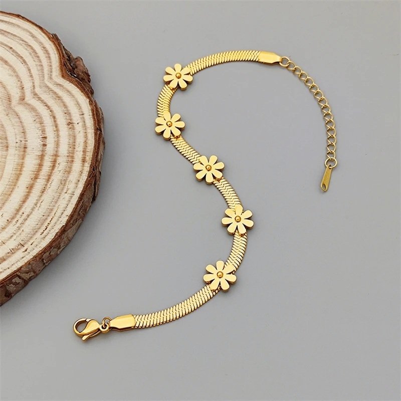 Gold Plated Minimal Flowers Bracelets