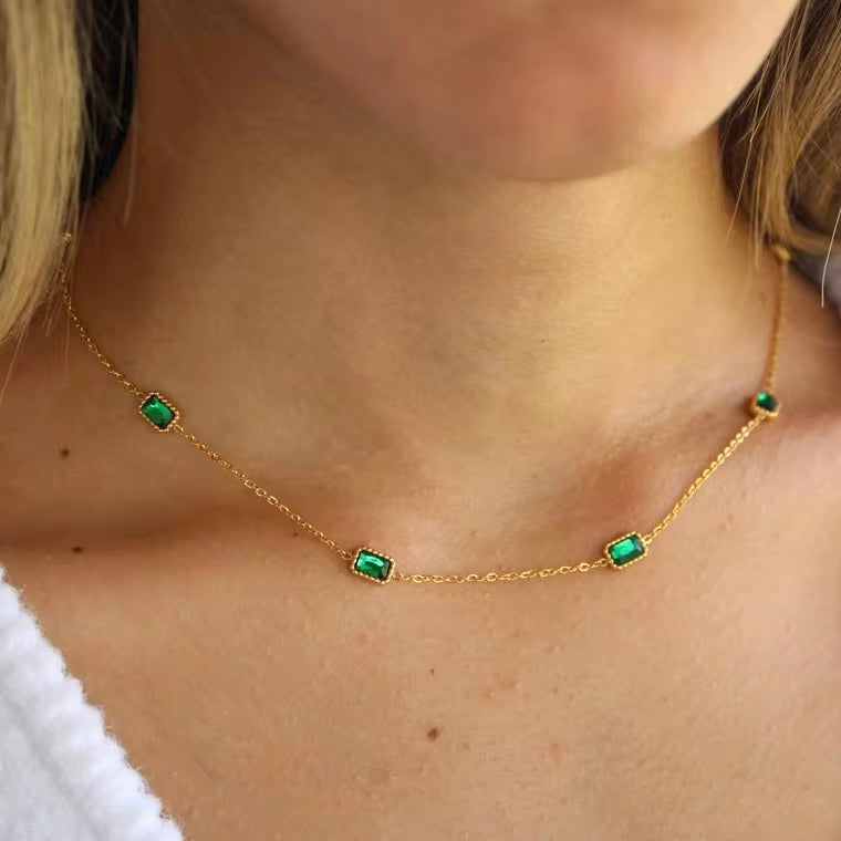Green Crystal-Studded Thin Chained Necklace