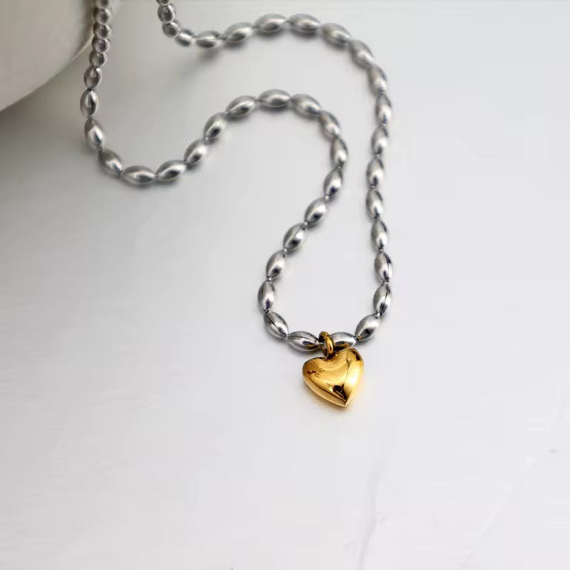 The Golden Heart Bead Necklace