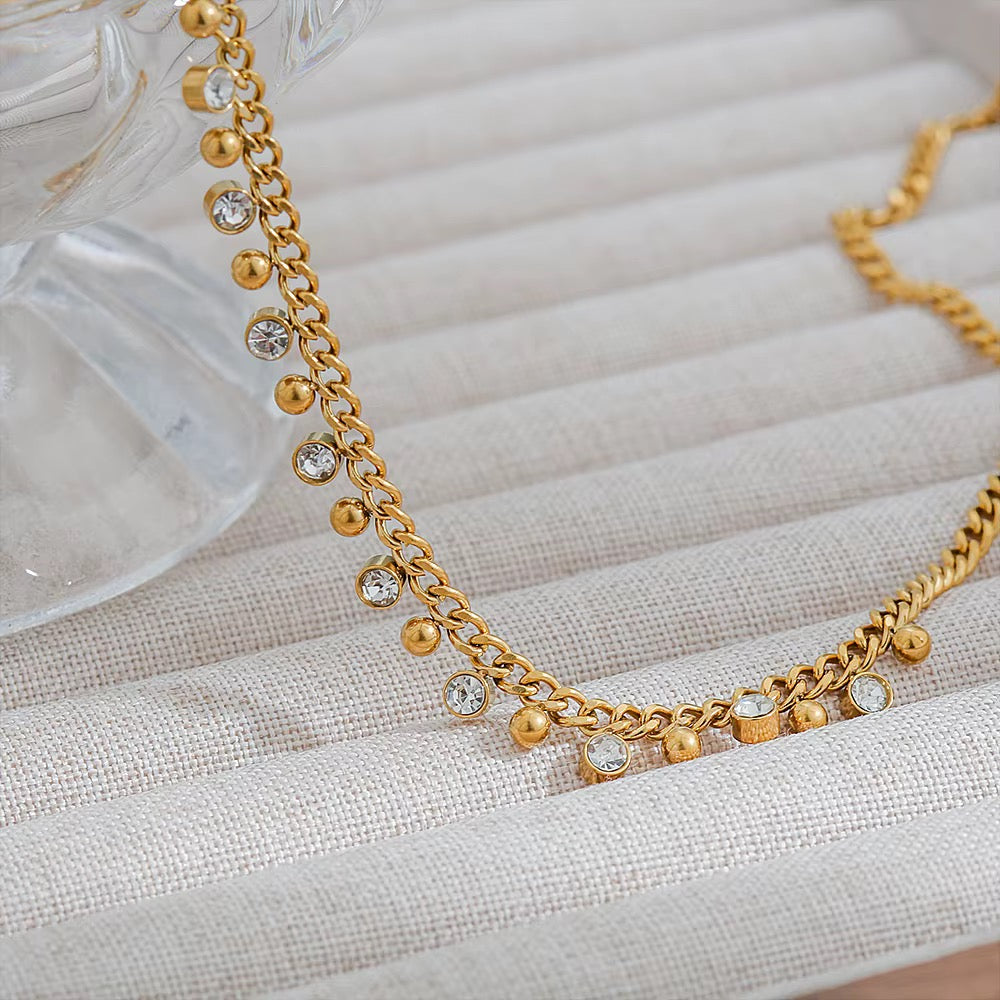 Dainty Solitaire Drop Curb Chain Necklace