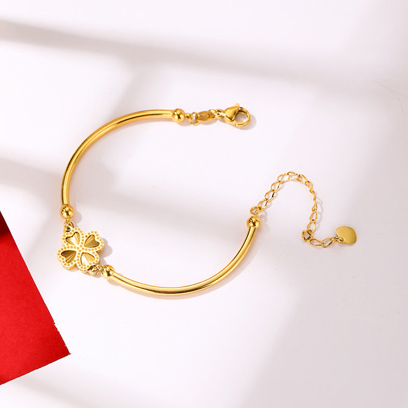 Gold Plated Four-Leaf Clover Charm Bracelet
