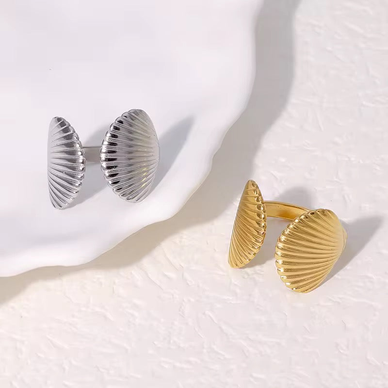 Timeless Golden Shell Adjustable Ring