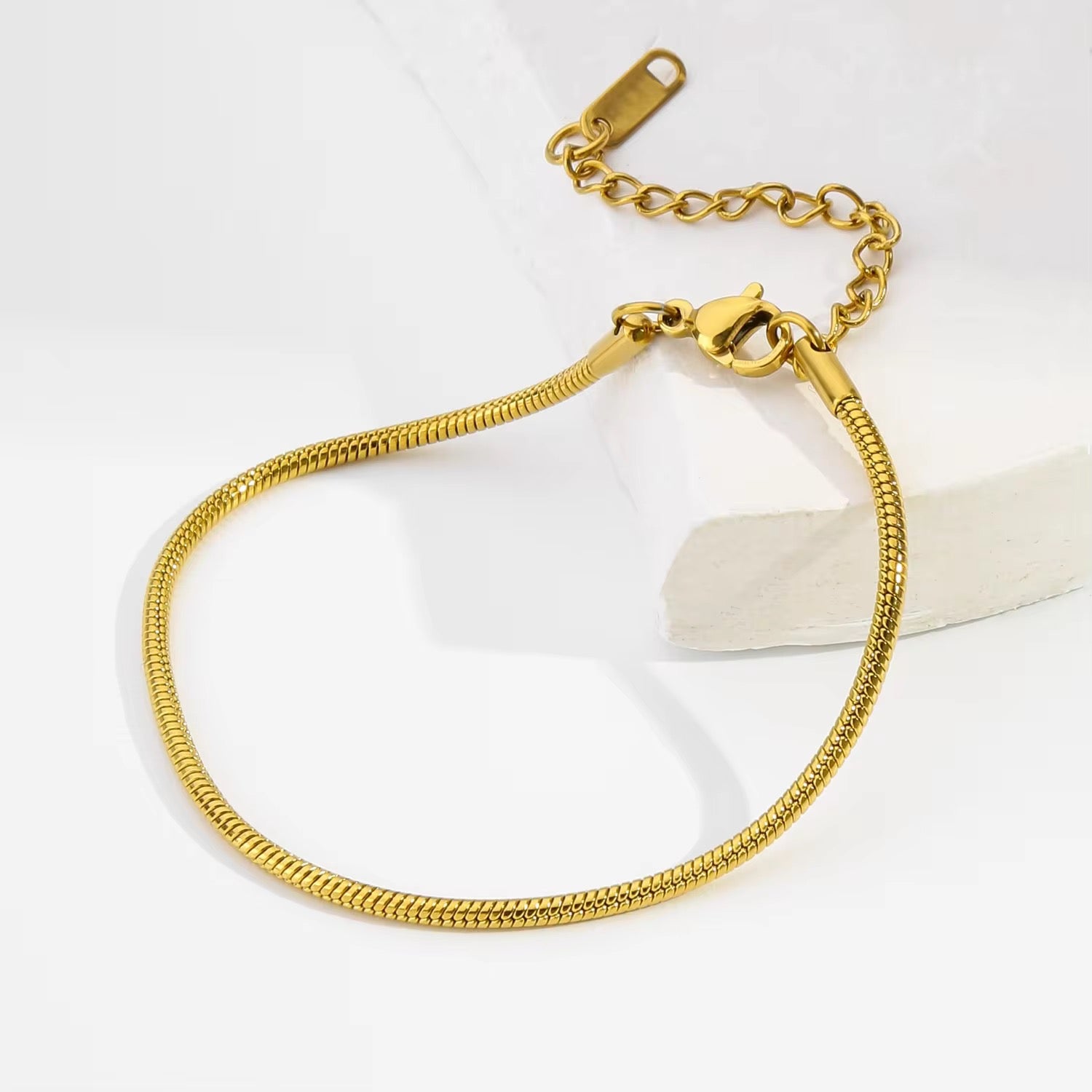 Minimal Gold Plated Bracelet