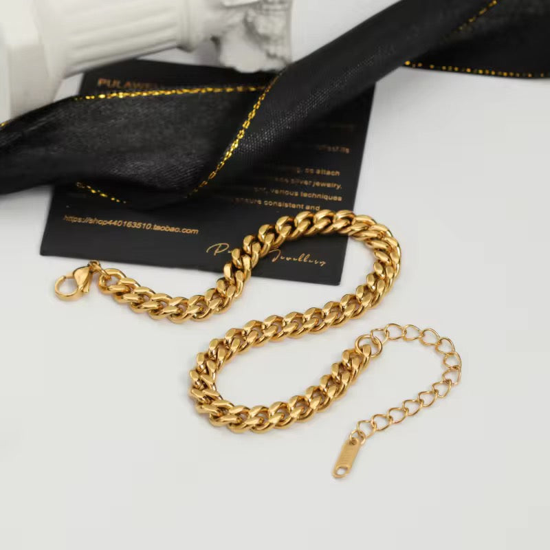 18K Gold Plated Classic Cuban Link Bracelet