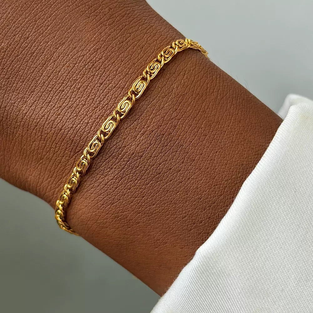 Elegant Byzantine Rope Link Bracelet