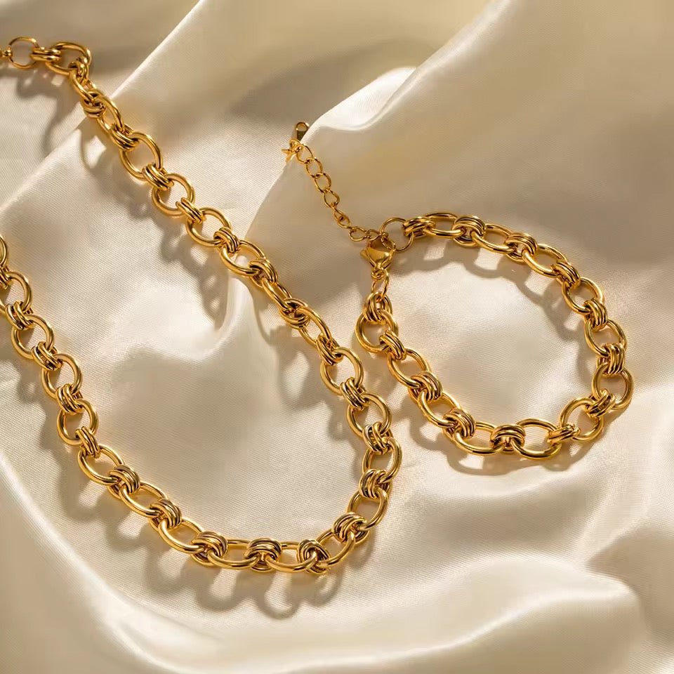 18K Gold Plated Figaro Chain Chunky Bracelet