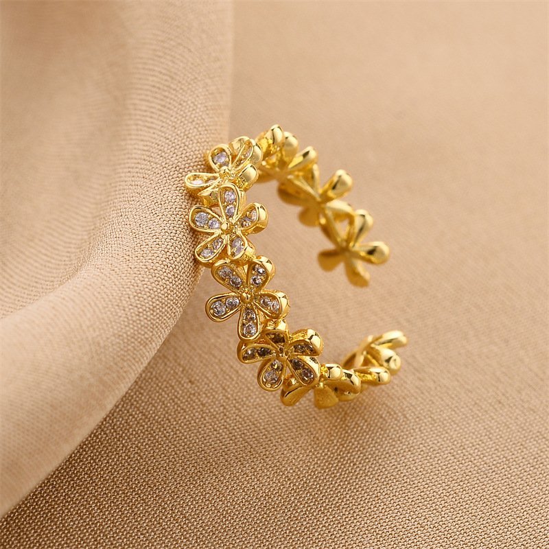 Cute Stand Out Gold Plated Flower Ring