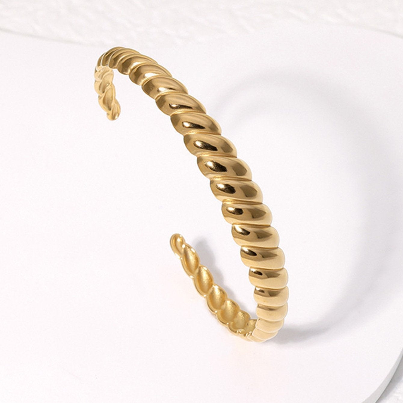Luxe croissant Shaped Gold plated Bangle