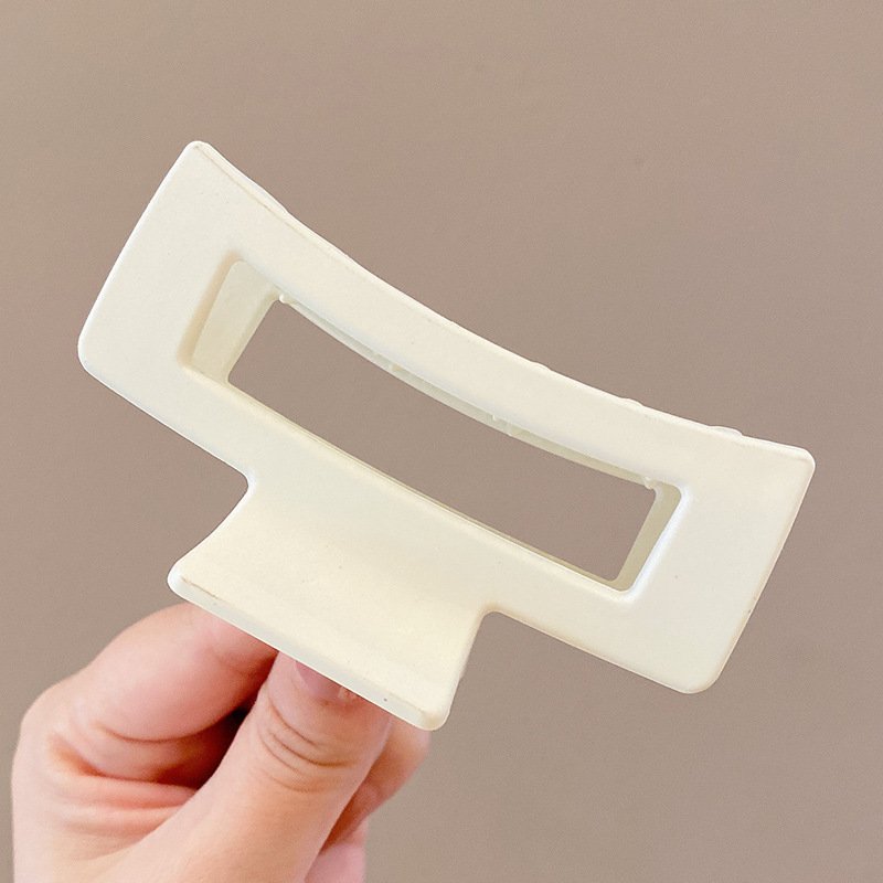 Medium Glossy Hair Claw Clip