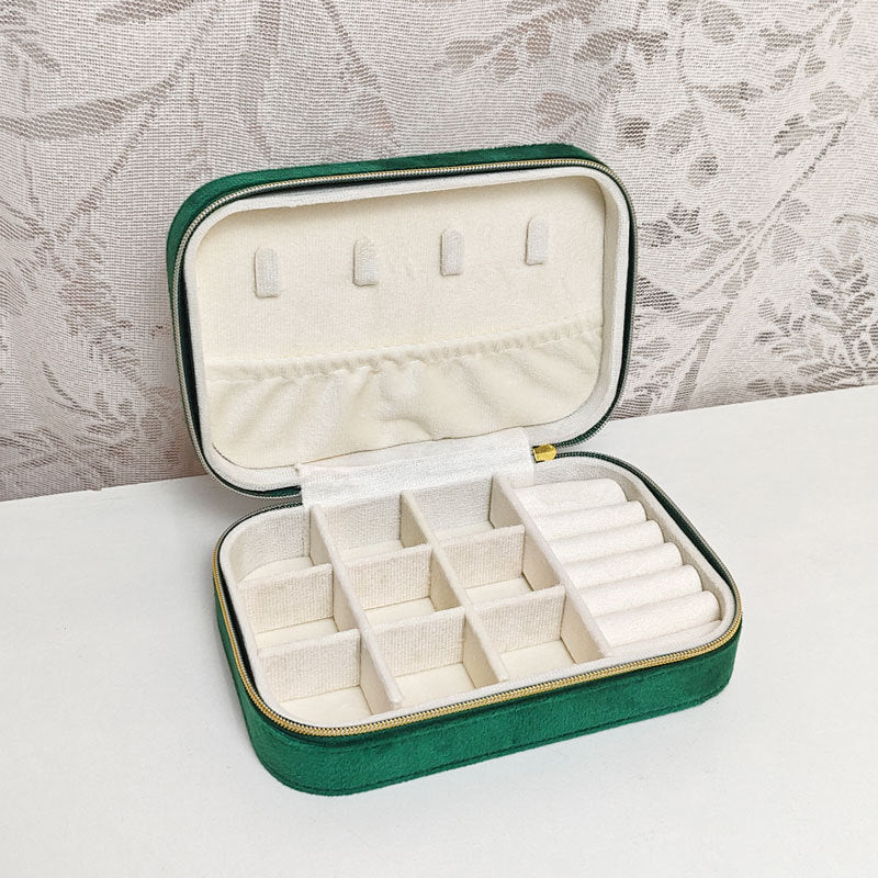 Elegant Jewelry Organizer Case - Green Velvet