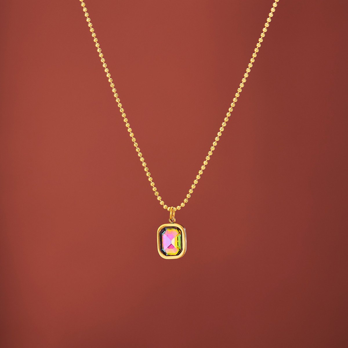 Gold-Plated Iridescent Gemstone Pendant Necklace