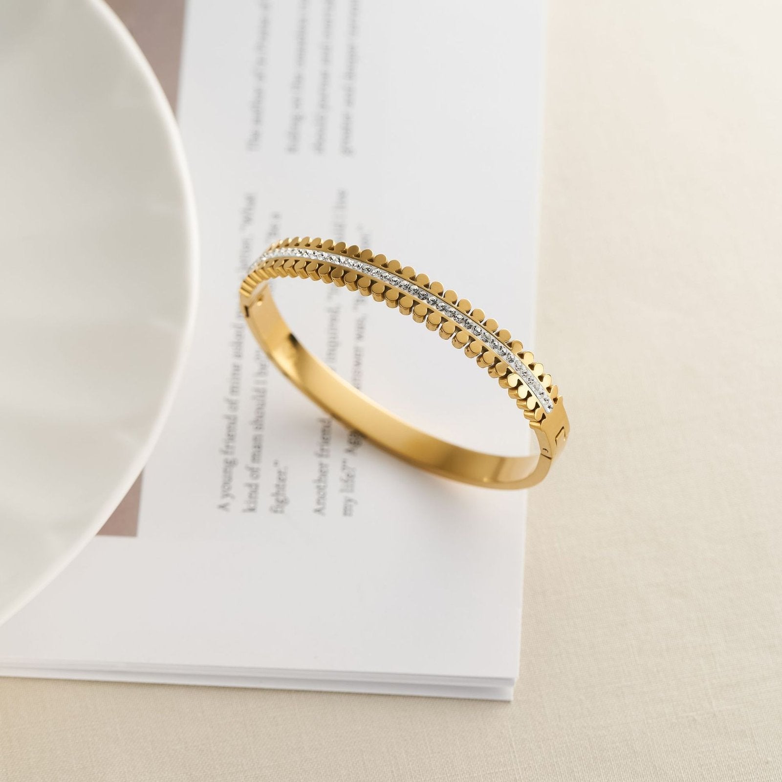 Gold-Plated Openable Bangle with Beaded and Crystal