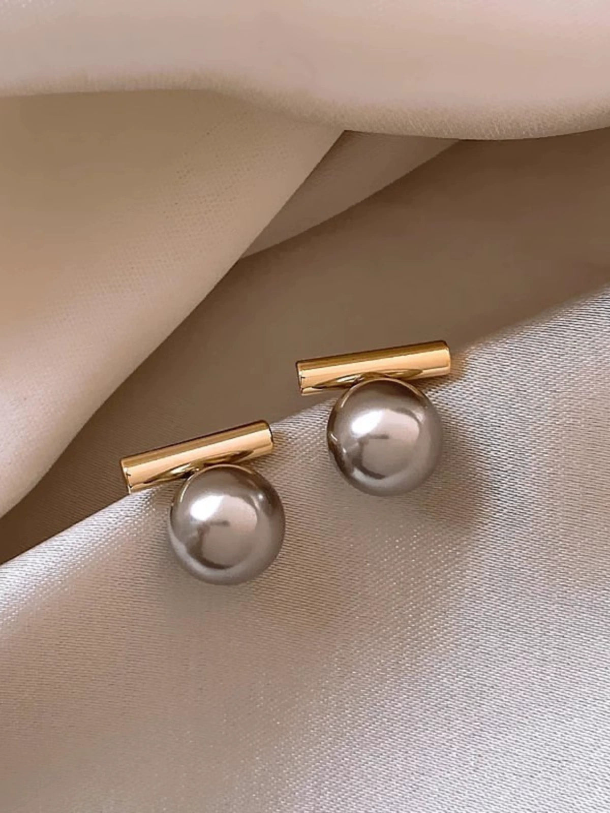 Gold Plated Grey Pearl Geometric Bar Stud Earrings