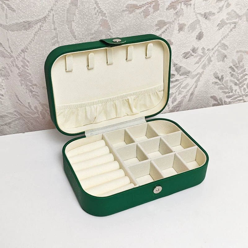 Elegant Jewelry Organizer Case - Green