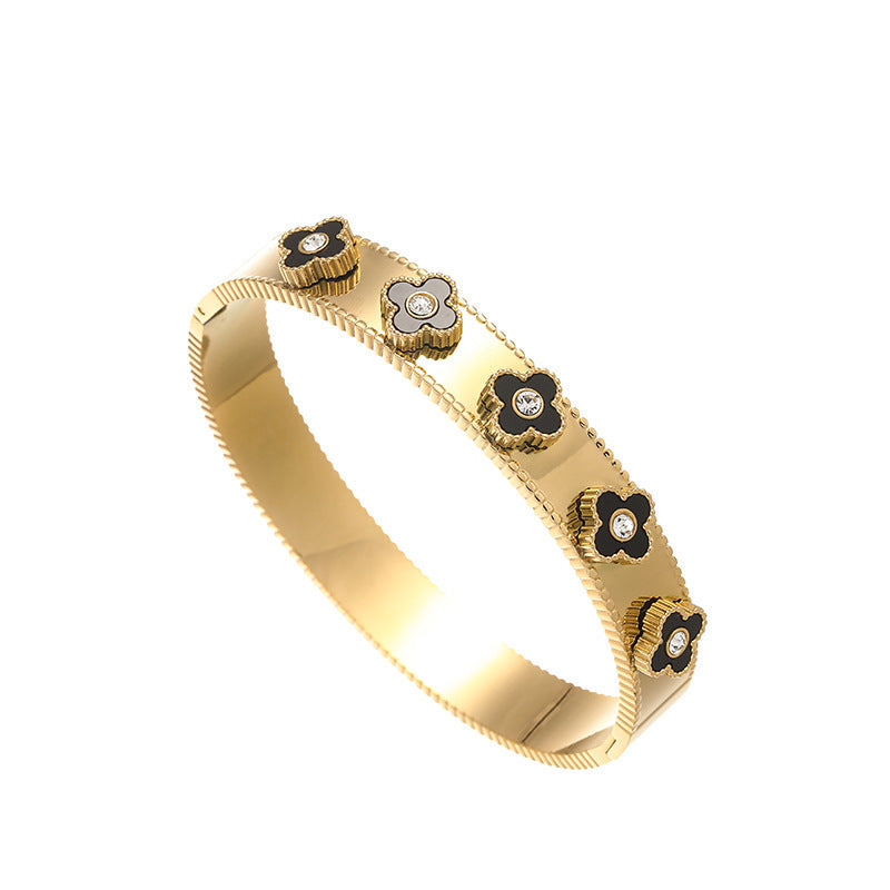 Vintage Multi-Clover Hinged Bangle