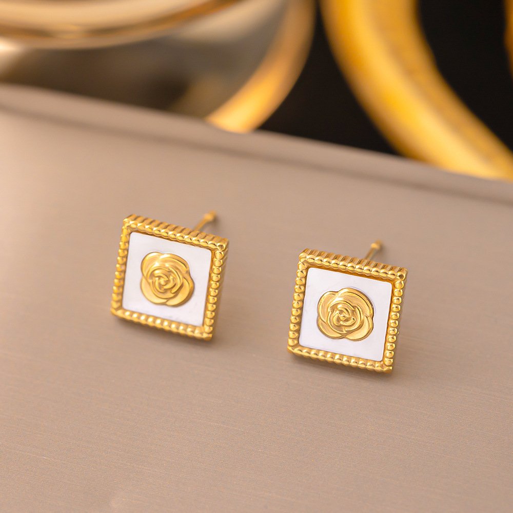 Flower Frame High-Quality Stud Earrings