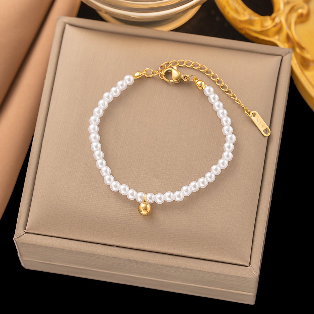 Pearls Studded High-Quality Bangle