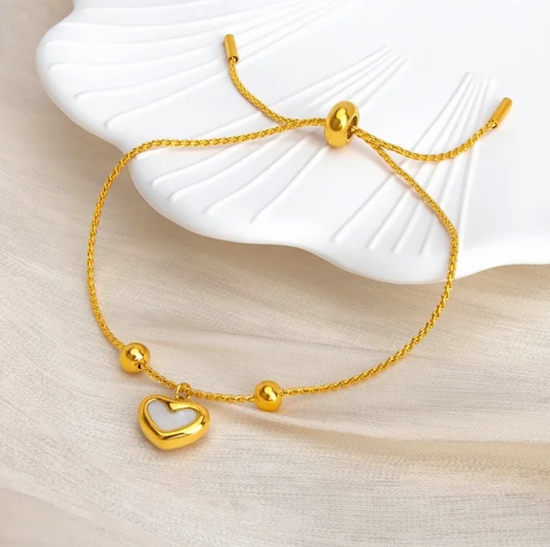 Minimal White Heart Gold Plated Bracelet