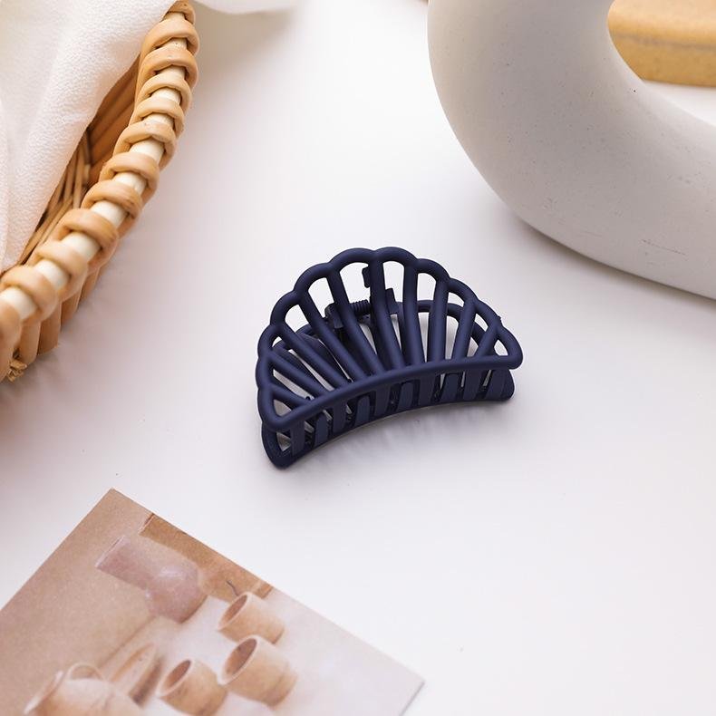 French Large Scrub Peas Hair Clip Catcher - Purple