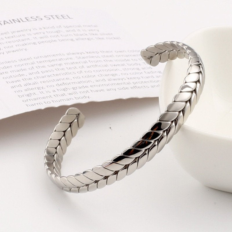 Stainless Steel Elegent Bangle