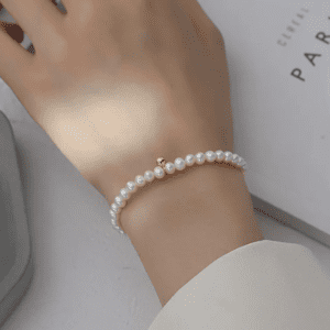 Pearls Studded High-Quality Bangle